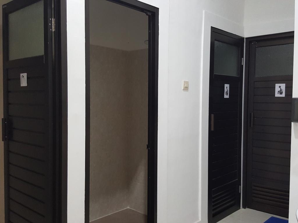 Mador Malang Dorm Hostel Exterior photo
